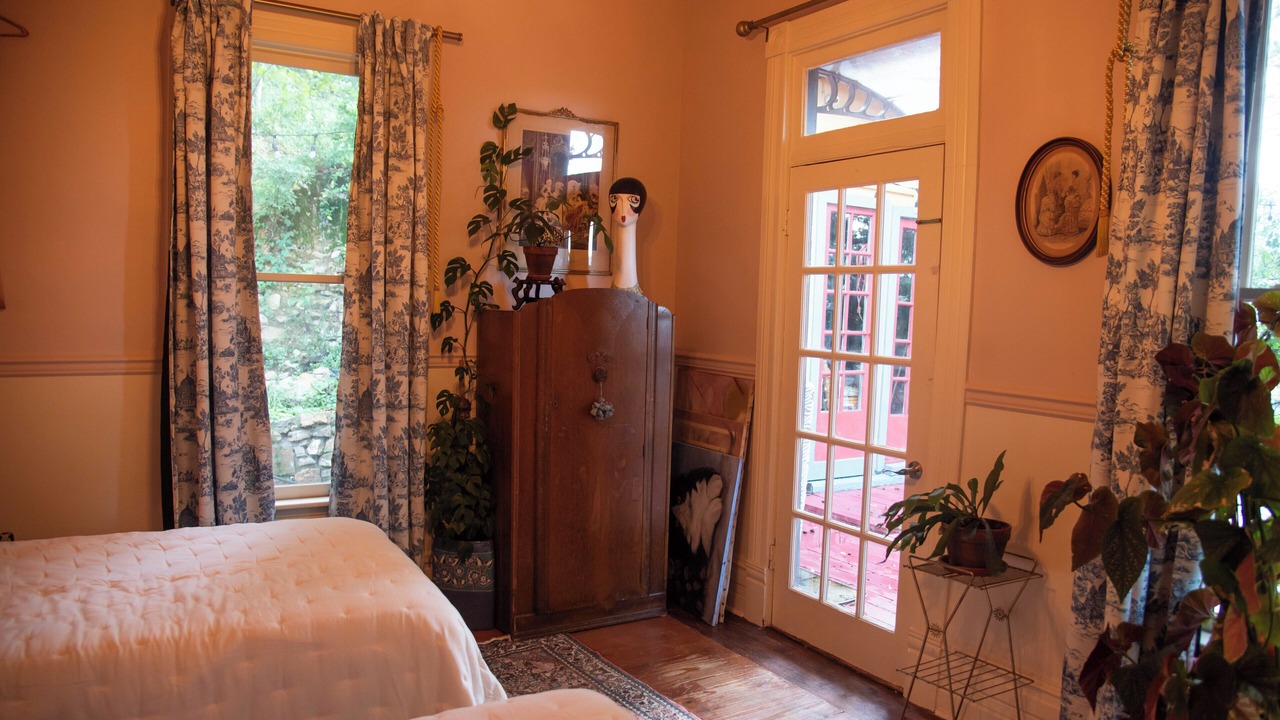 Photo of Bedroom in Hot Springs
