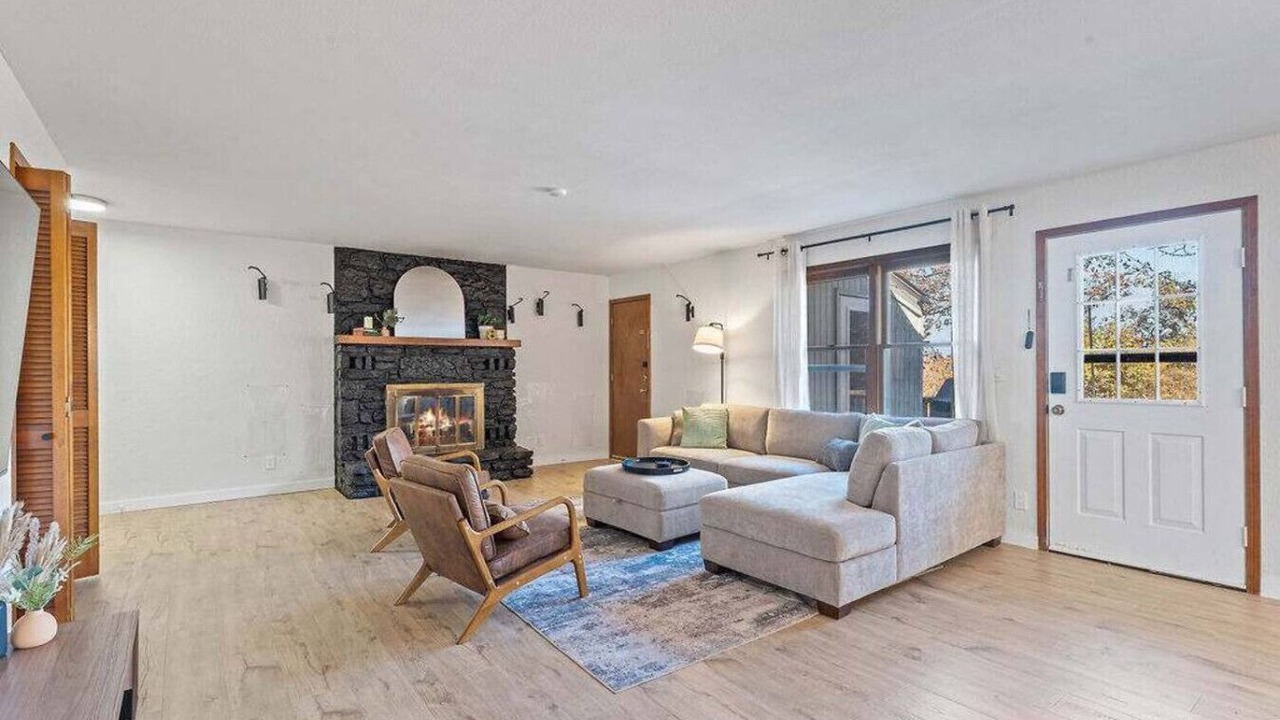 Photo of Livingroom in Bella Vista