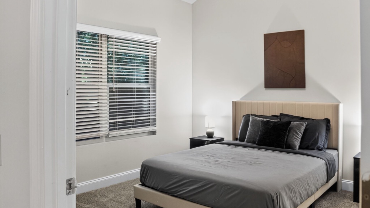 Photo of Bedroom in Savannah