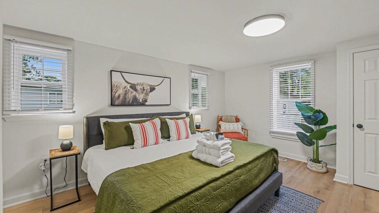 Photo of Bedroom in Hanahan