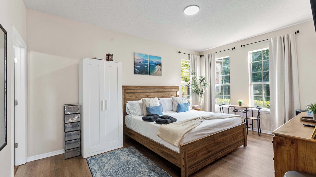 Photo of Bedroom in Windwood Bay