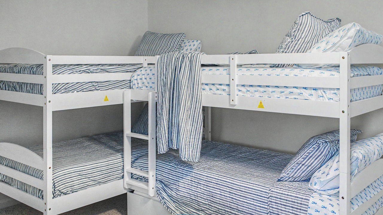 Photo of Bedroom in Beachwalk