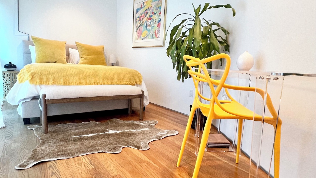 Photo of Bedroom in Sawtelle