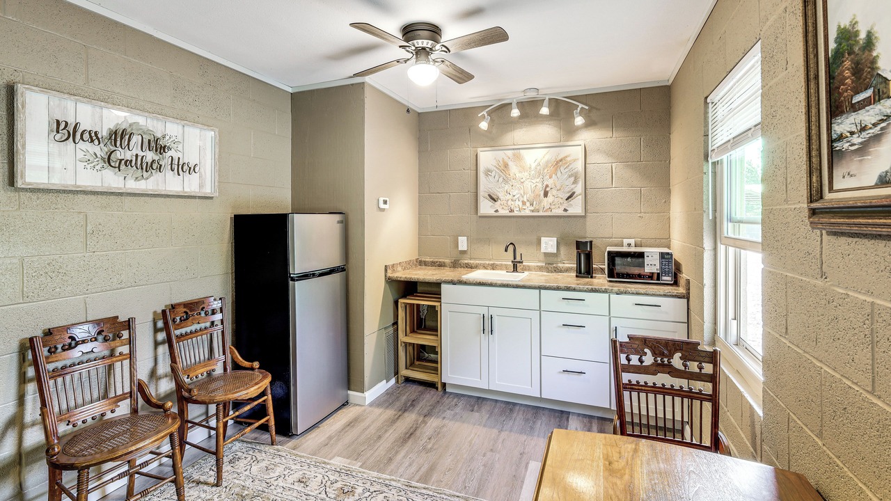 Photo of Kitchen in Clinton