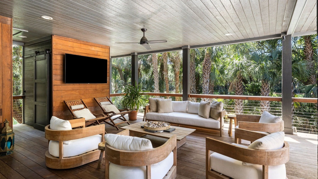 Photo of Livingroom in West Beach