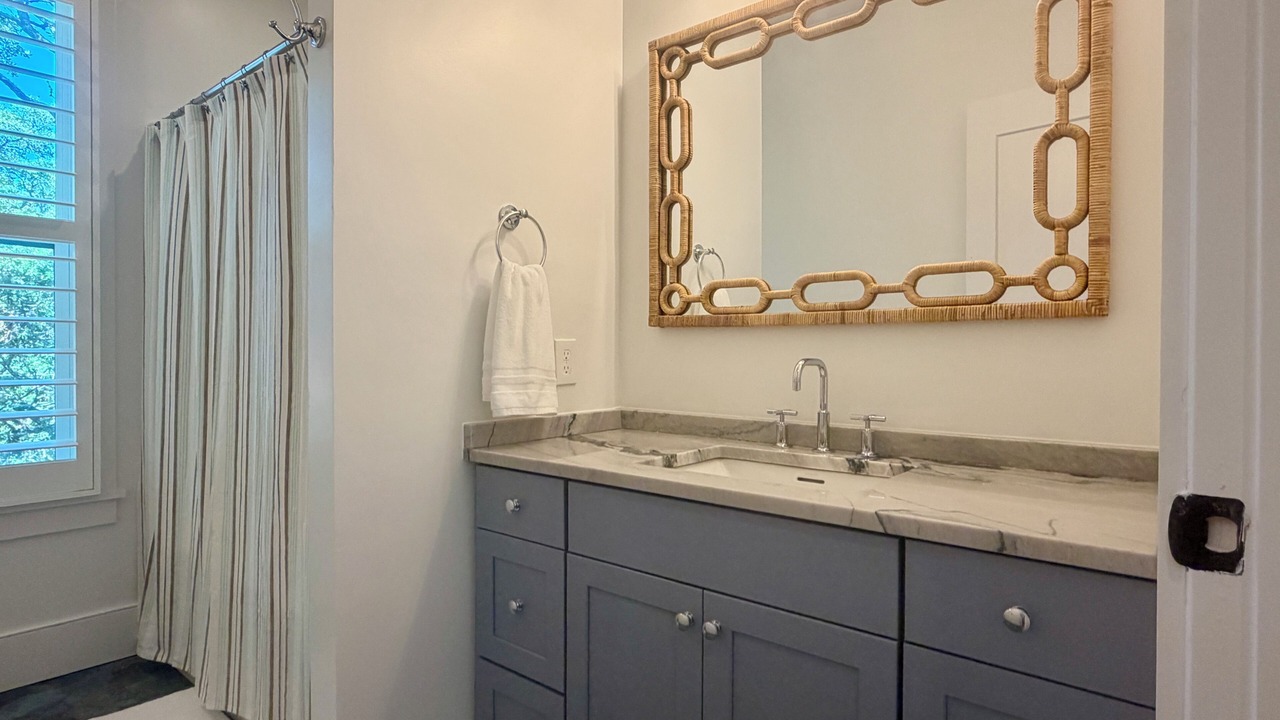 Photo of Bathroom in Edisto Island