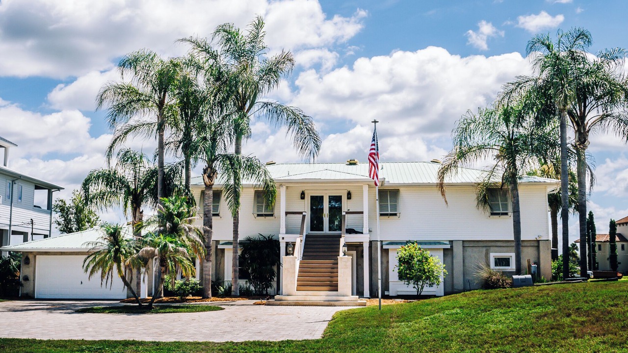 Photo of Outdoor in Crystal Shores