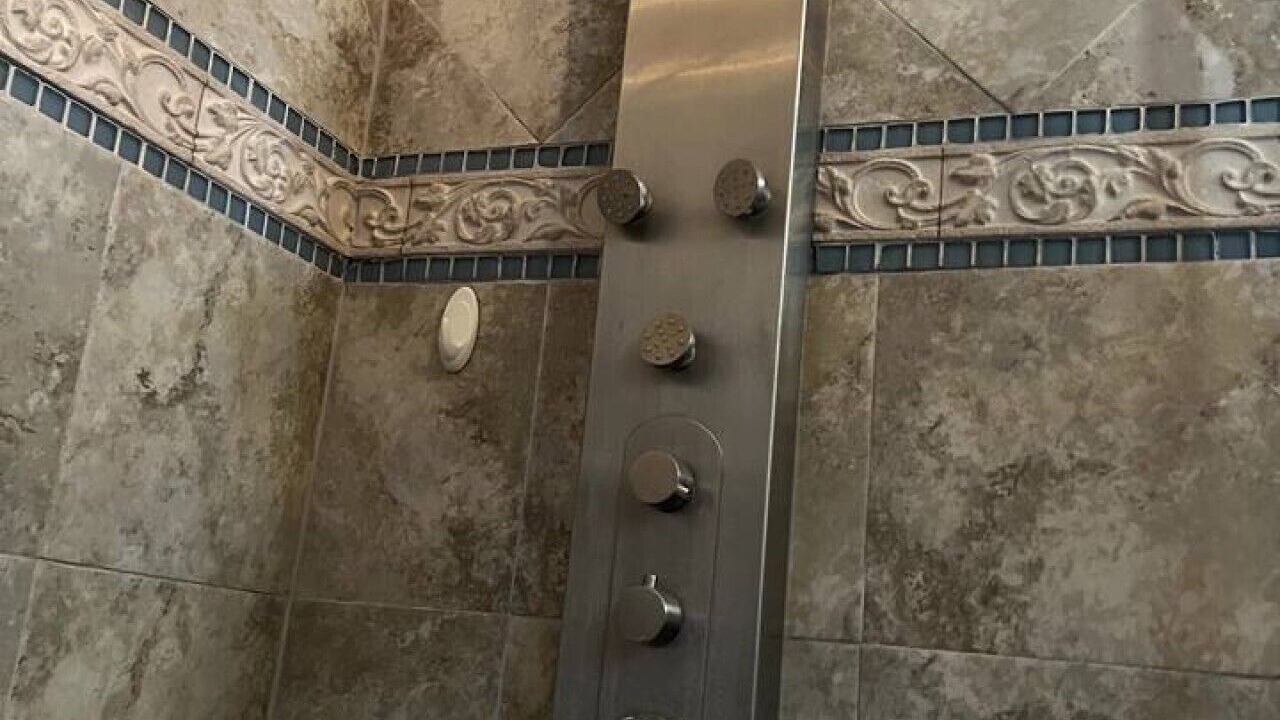 Photo of Bathroom in Thomas Square