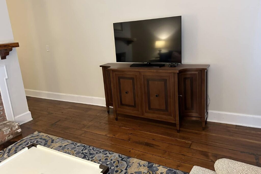 Photo of Livingroom in French Quarter