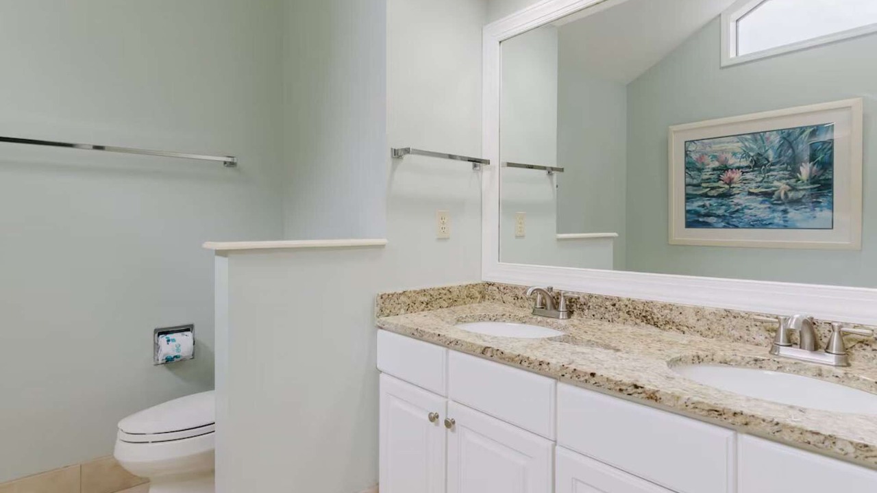 Photo of Bathroom in Shipyard Plantation