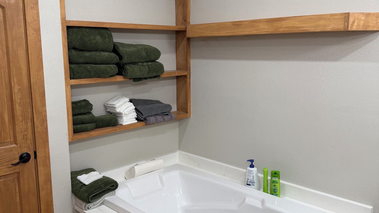Photo of Bathroom in Pine Ridge