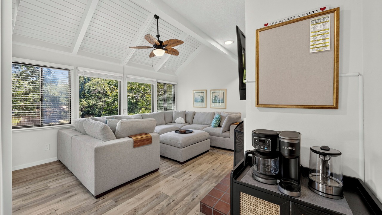 Photo of Livingroom in Oceanside