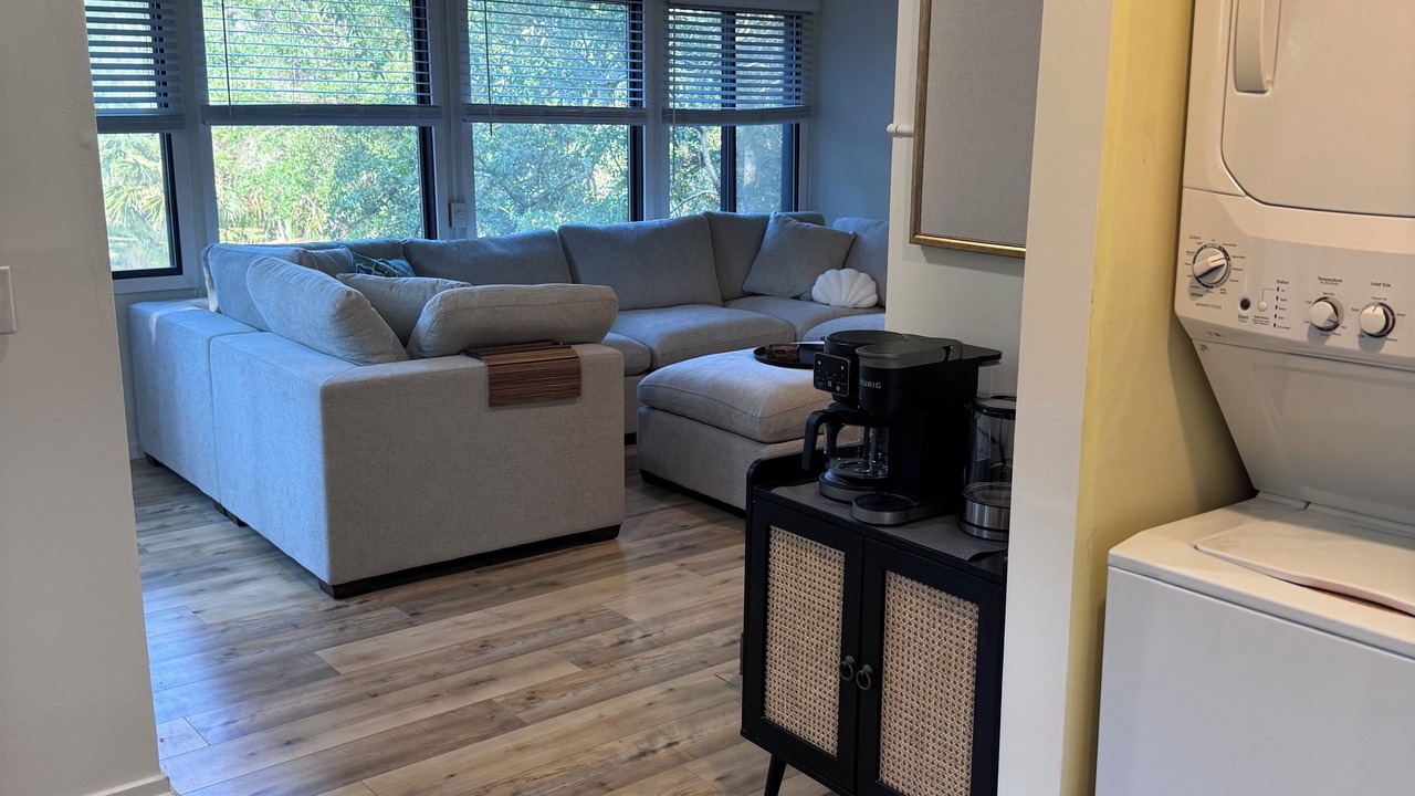 Photo of Livingroom in Oceanside