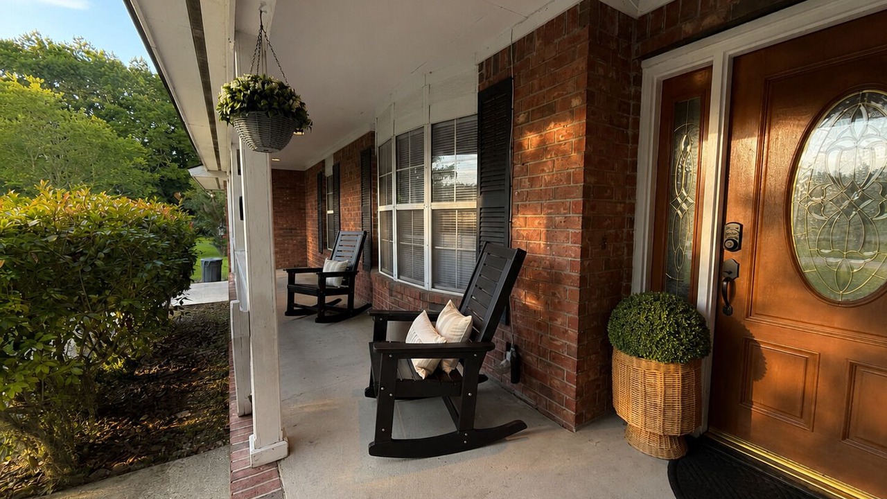 Photo of Patio Balcony in Dale