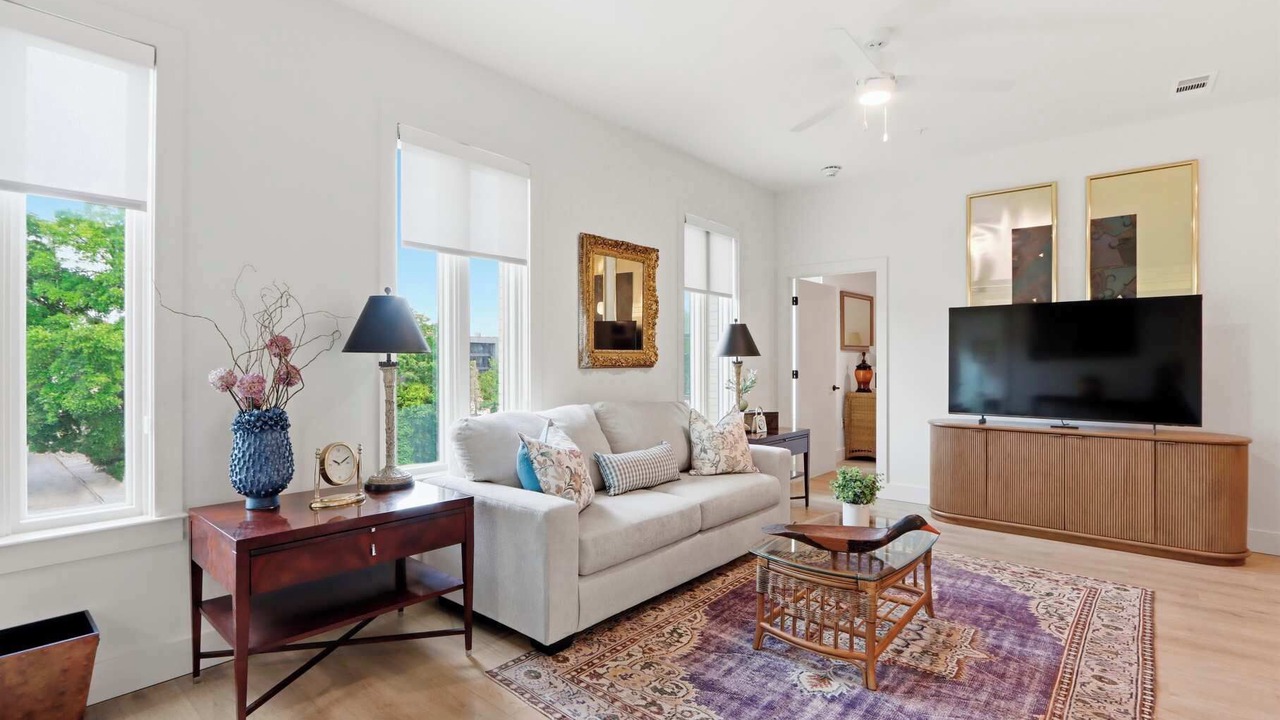 Photo of Livingroom in Metropolitan