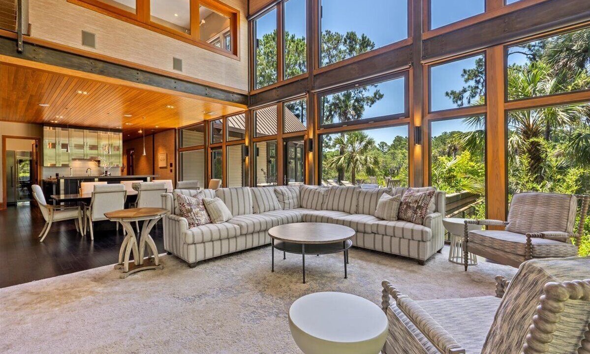 Photo of Livingroom in Vanderhorst Plantation