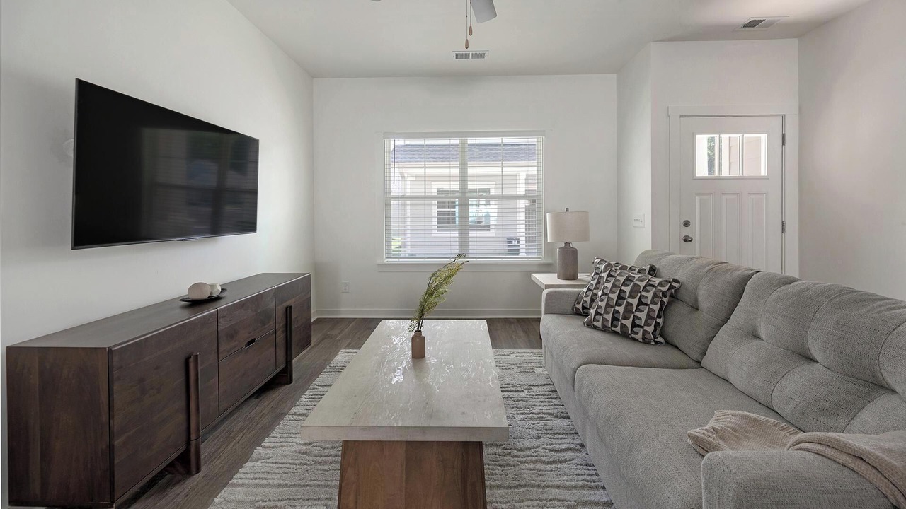 Photo of Livingroom in Port Wentworth
