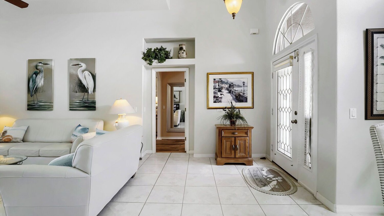 Photo of Livingroom in Rotonda Lakes