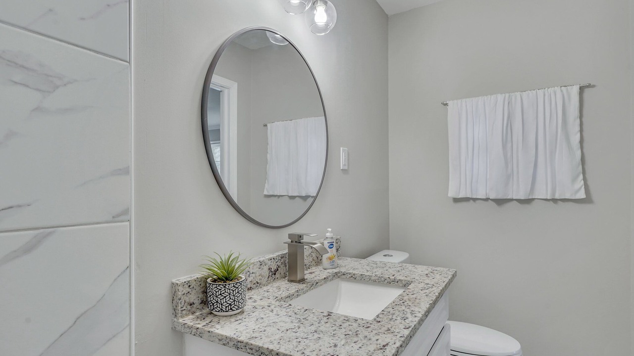 Photo of Bathroom in Midtown