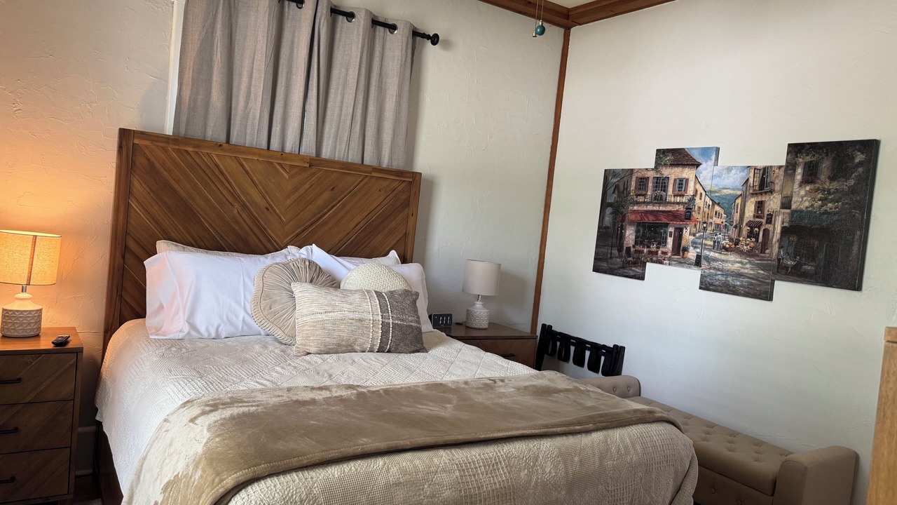 Photo of Bedroom in Siloam Springs
