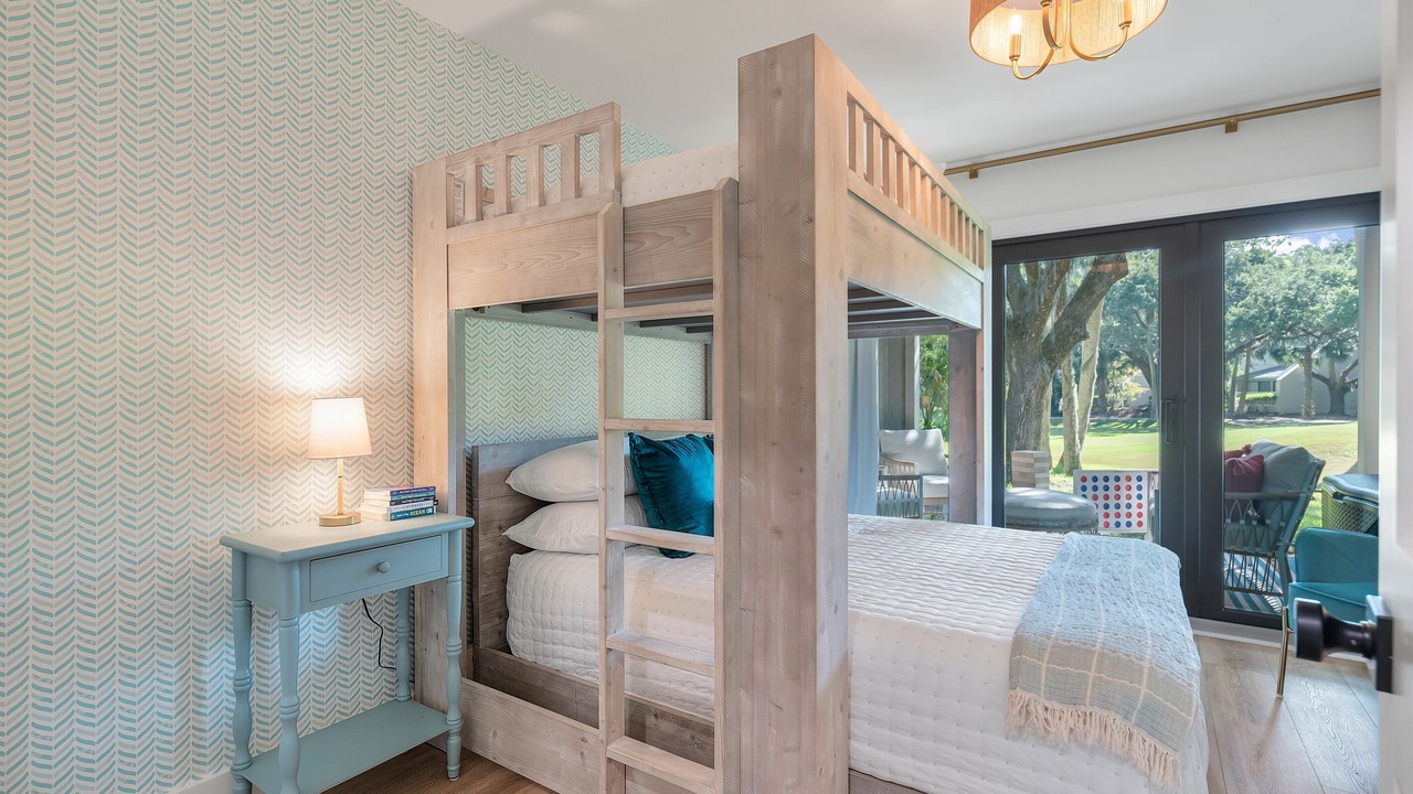 Photo of Bedroom in Tarpon Pond
