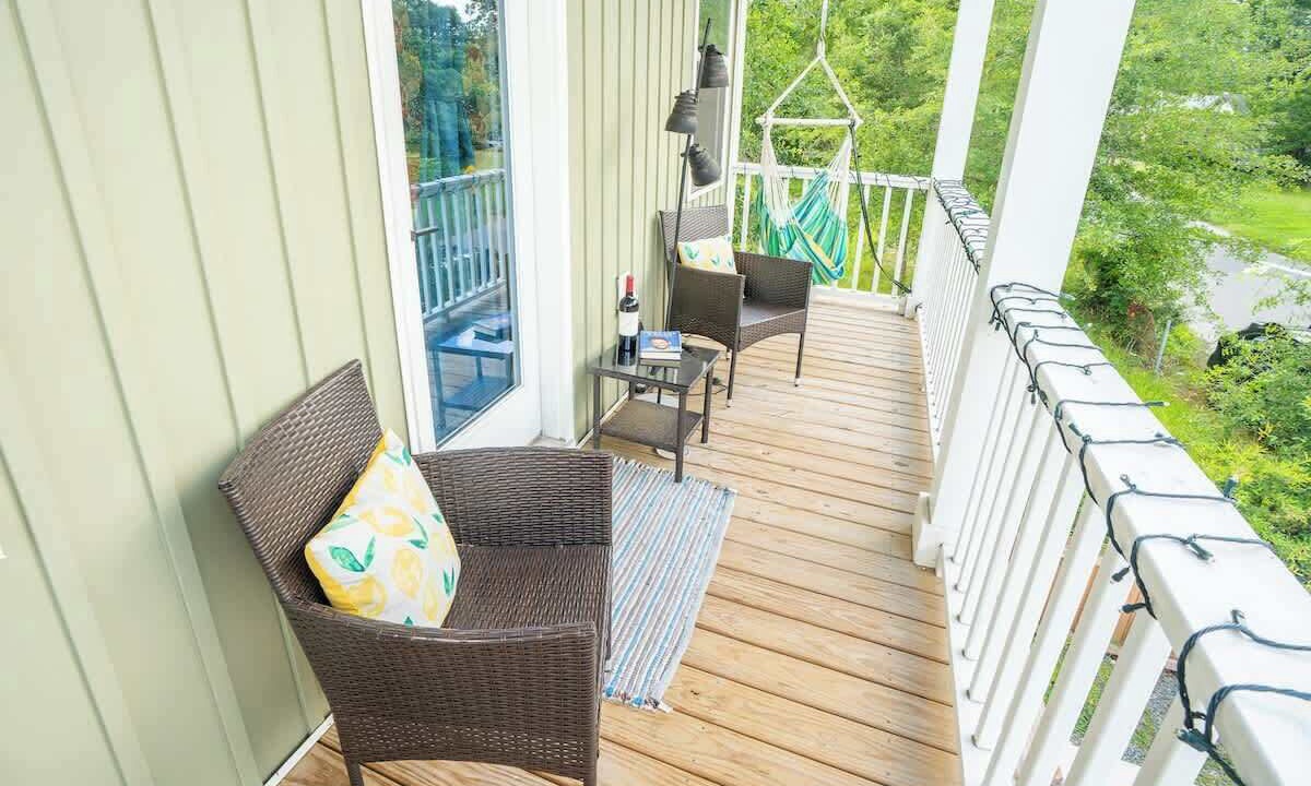 Photo of Patio Balcony in North Charleston