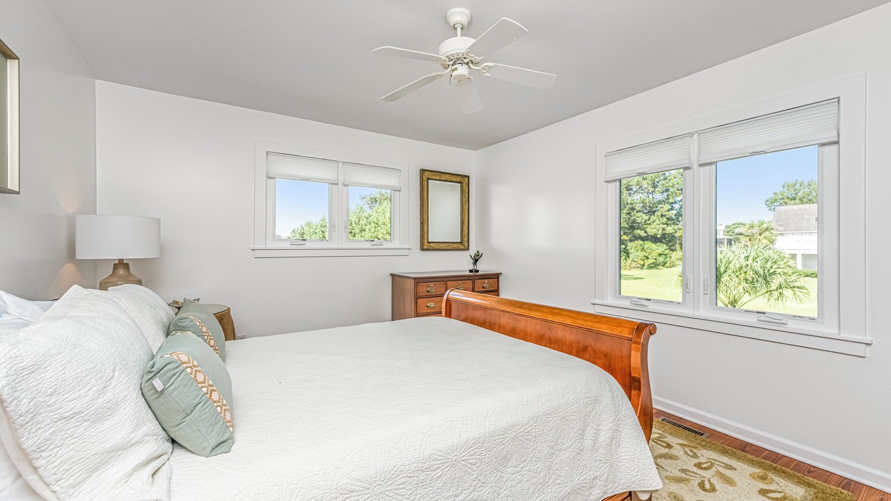Photo of Bedroom in Green Pond