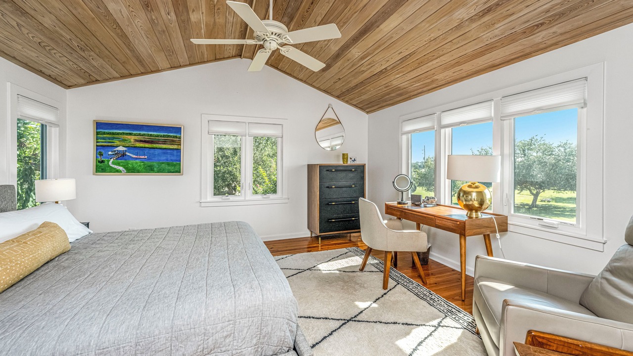 Photo of Bedroom in Green Pond