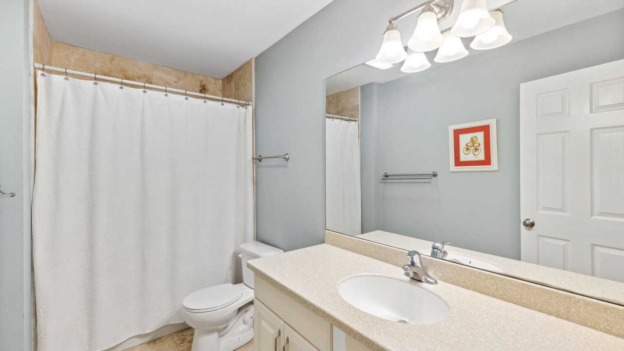 Photo of Bathroom in Harbour Town