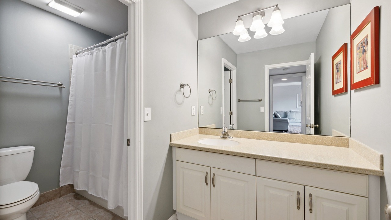 Photo of Bathroom in Harbour Town