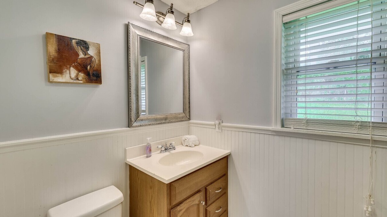 Photo of Bathroom in National Hills