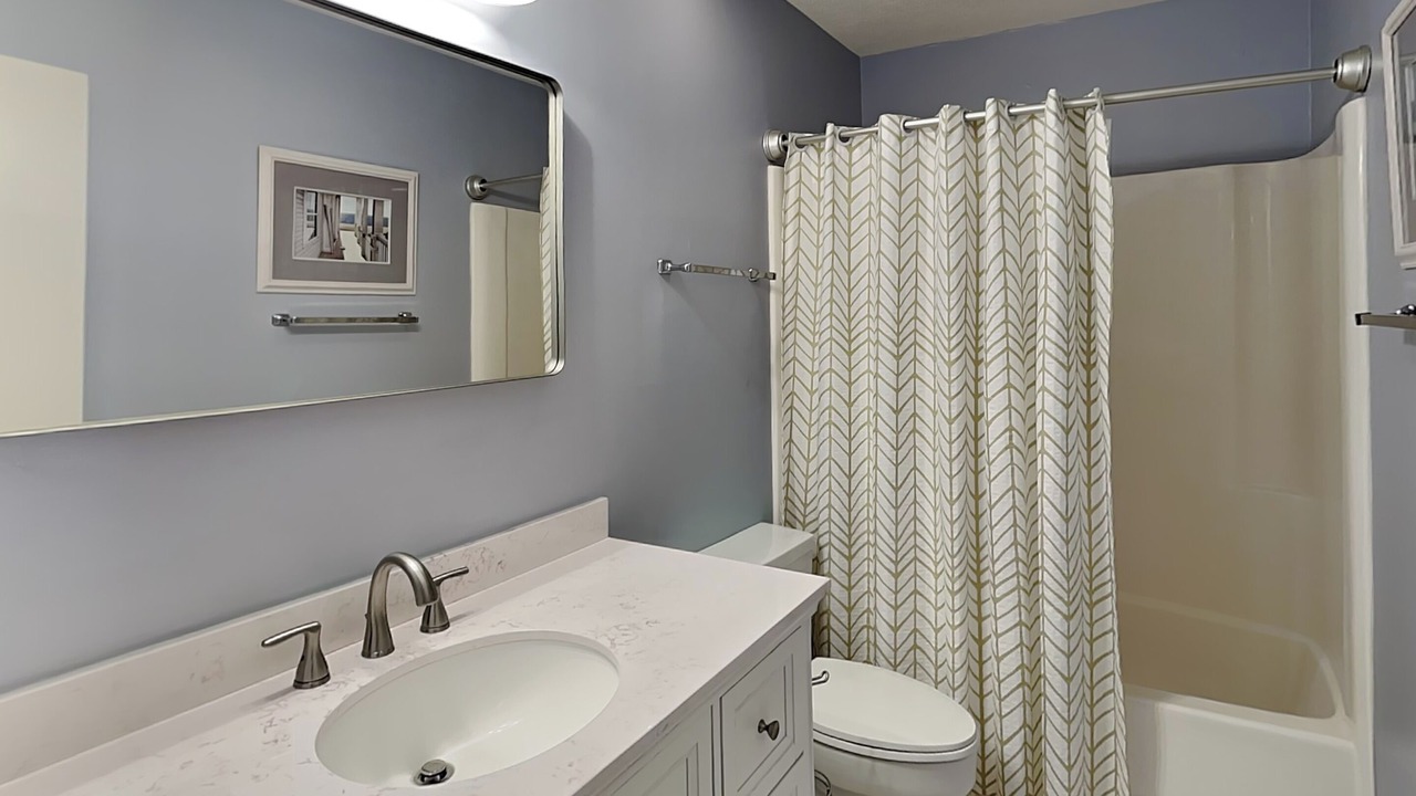 Photo of Bathroom in Harbour Town