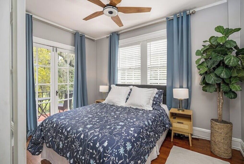 Photo of Bedroom in Savannah Victorian District