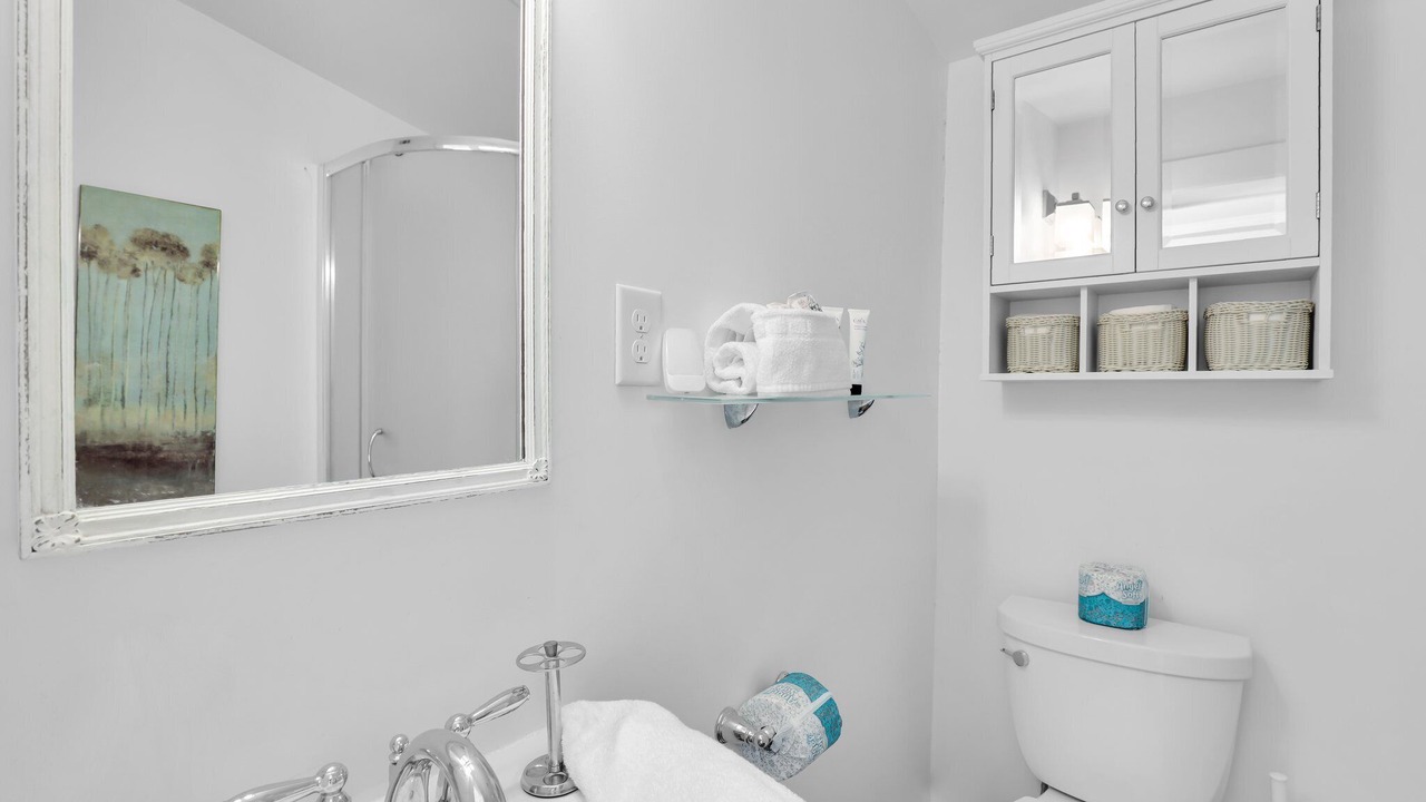 Photo of Bathroom in Beach Institute