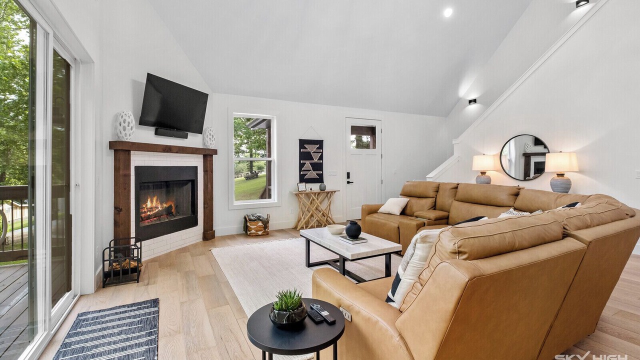 Photo of Livingroom in Springdale