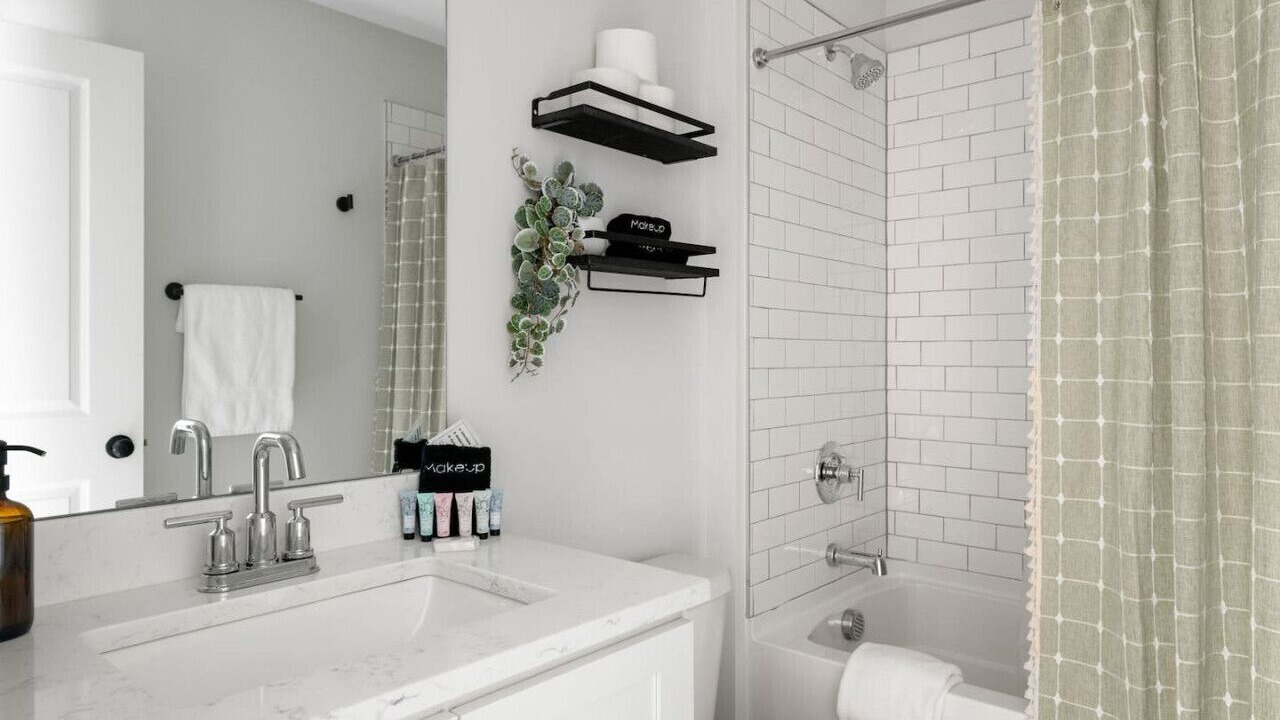 Photo of Bathroom in North Charleston