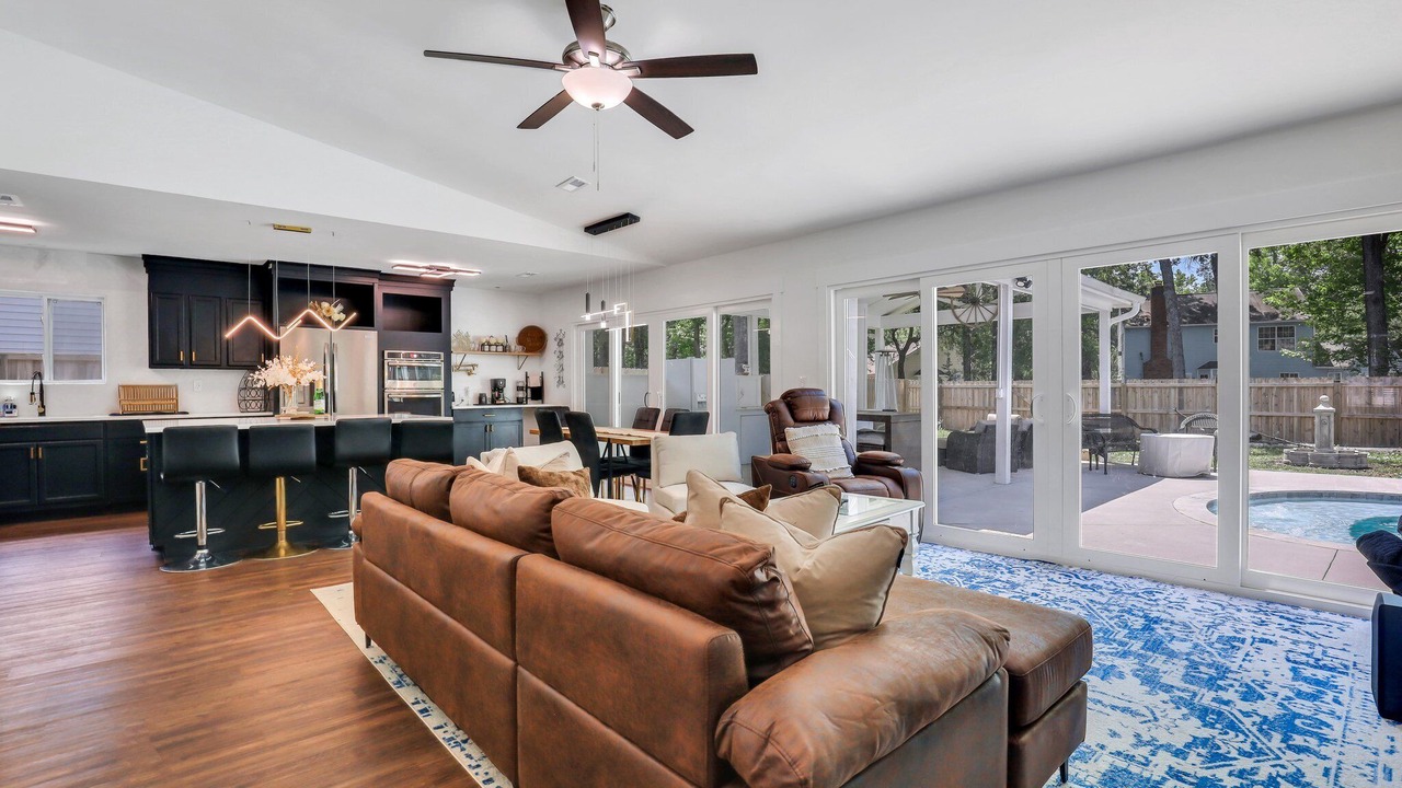 Photo of Livingroom in North Charleston