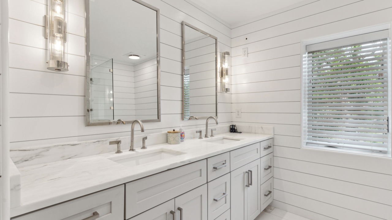 Photo of Bathroom in Sullivan's Island