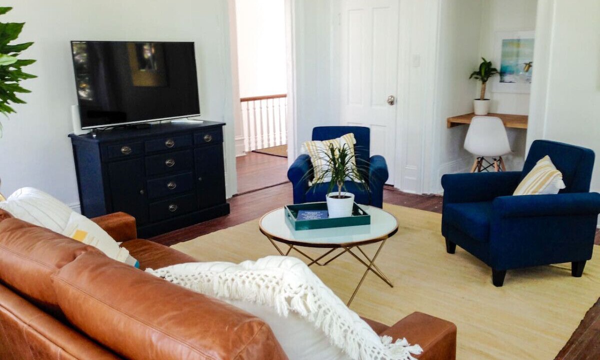 Photo of Livingroom in Historic Downtown Savannah