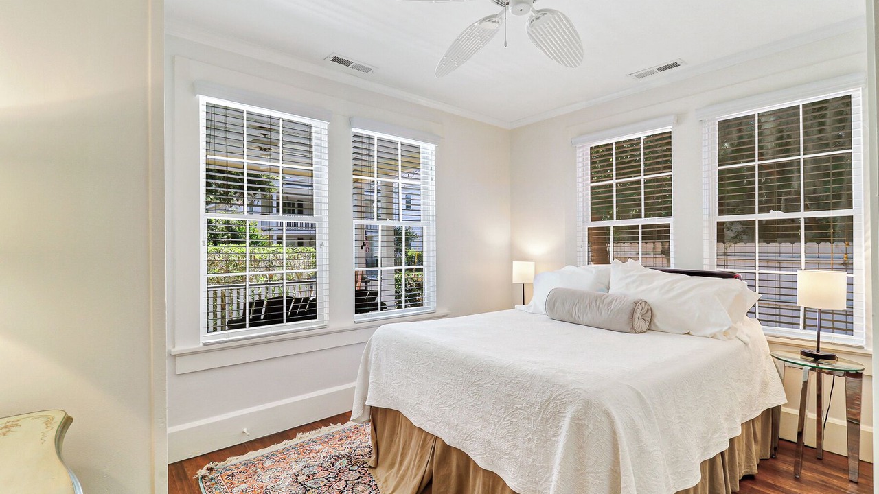 Photo of Bedroom in Historic District