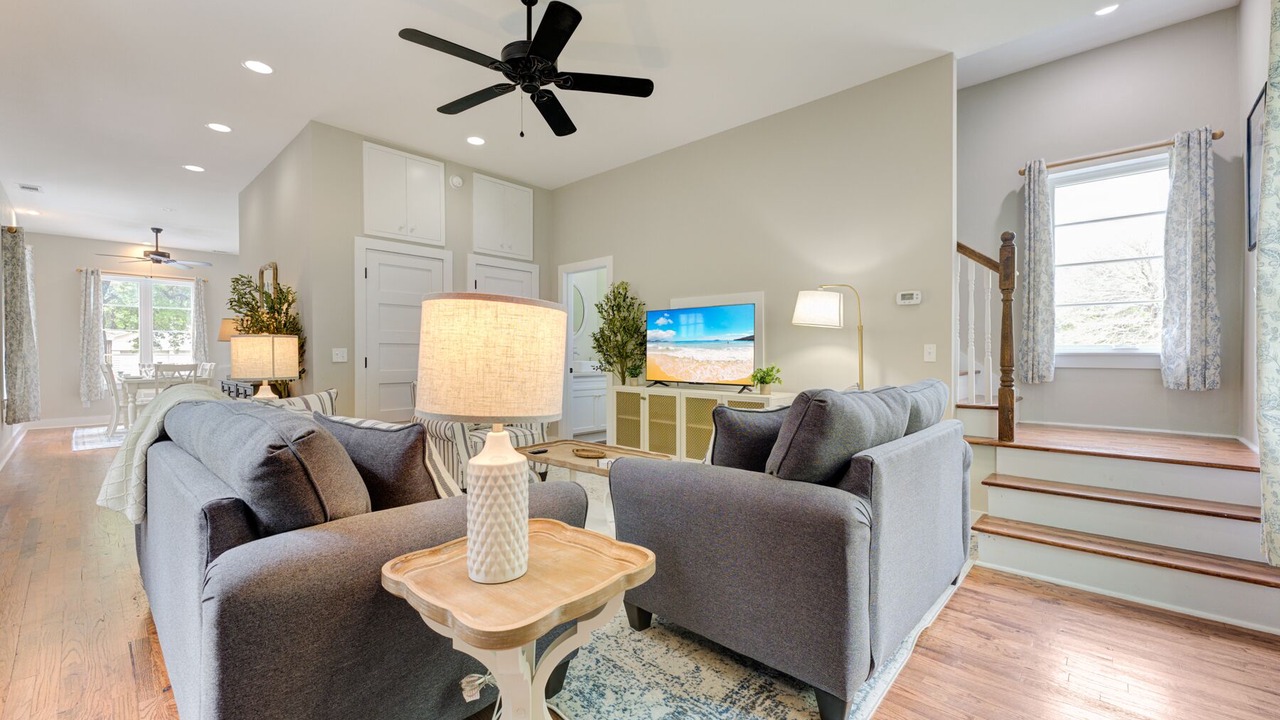 Photo of Livingroom in Rockville