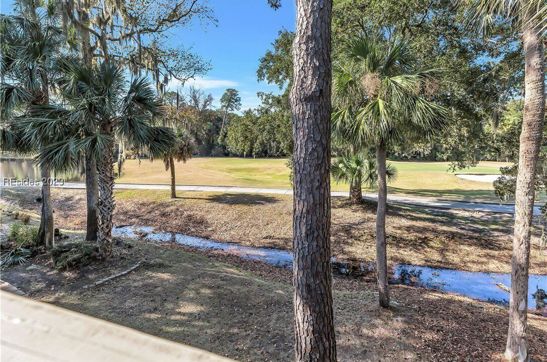 Photo of Patio Balcony in Shipyard Plantation