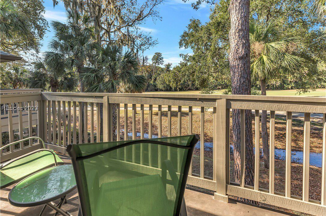 Photo of Patio Balcony in Shipyard Plantation