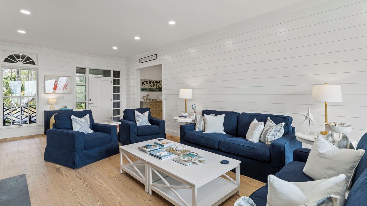 Photo of Livingroom in West Beach