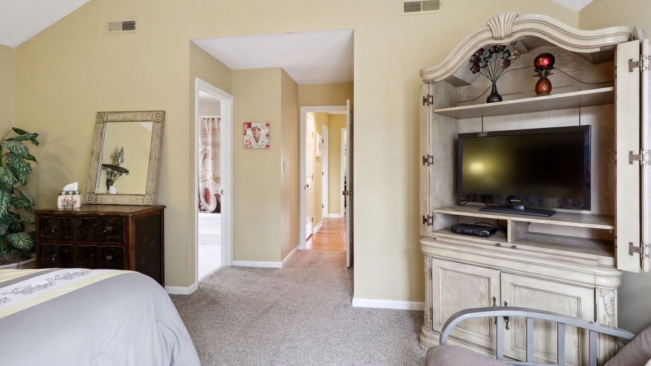 Photo of Bedroom in Shipyard Plantation