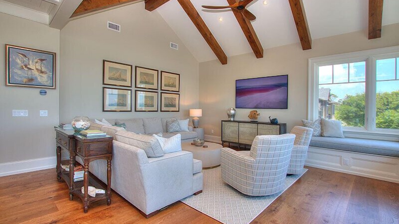 Photo of Livingroom in Sea Pines