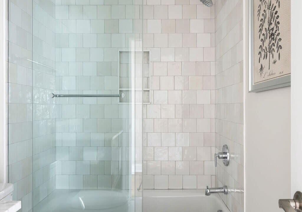 Photo of Bathroom in Cannonborough Elliotborough