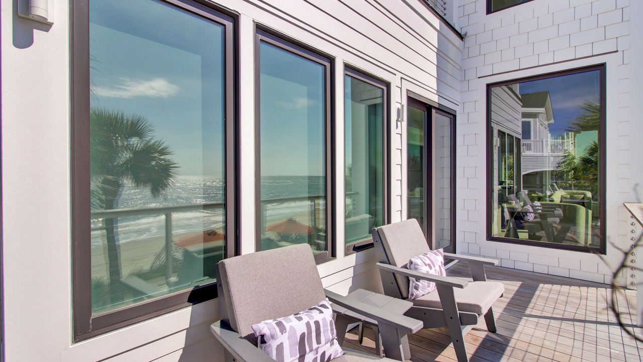 Photo of Patio Balcony in Beachwood East