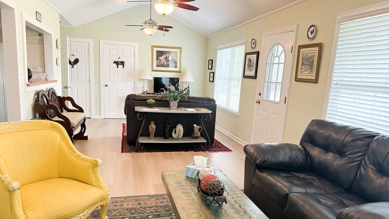 Photo of Livingroom in Metter