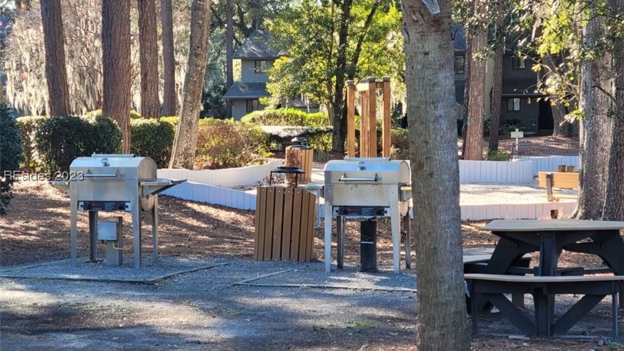 Photo of Outdoor in Shipyard Plantation